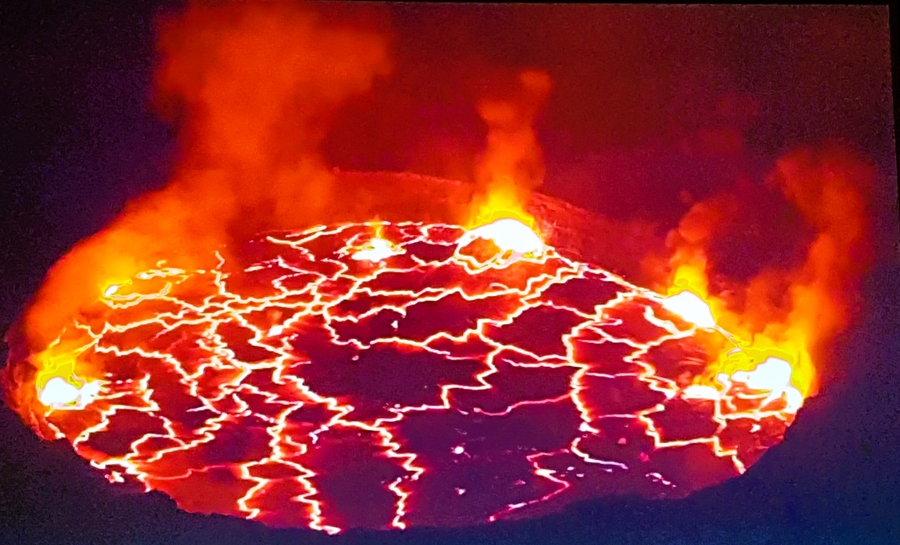 Glühender Lavasee Glühender Lavasee